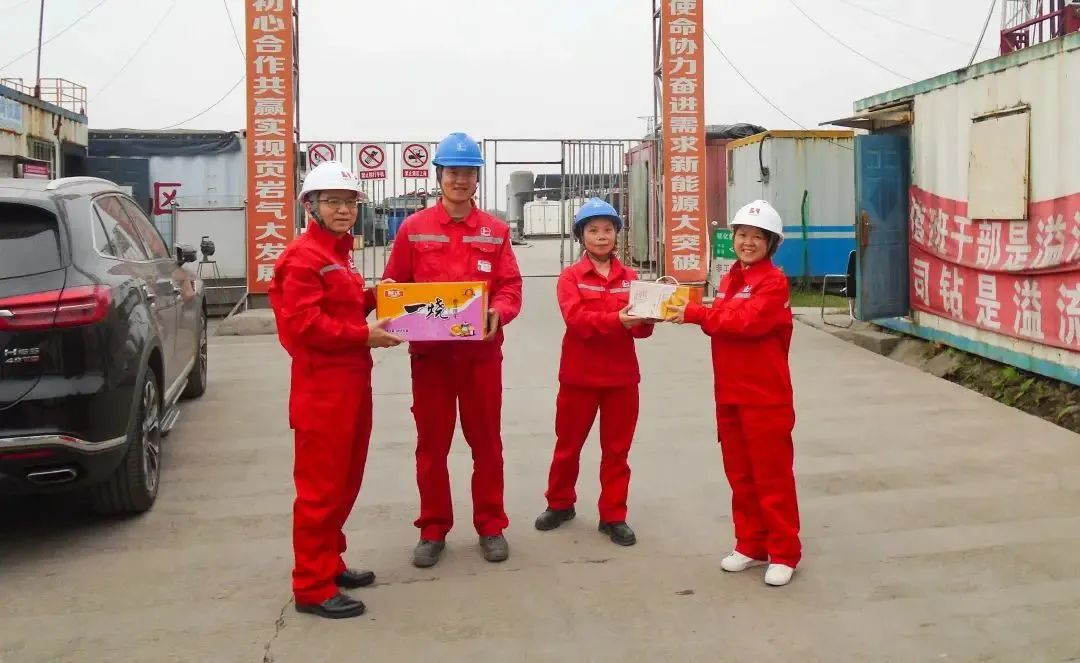 ��ϵԱ����һ������������������ת���עů����(ͼ1)